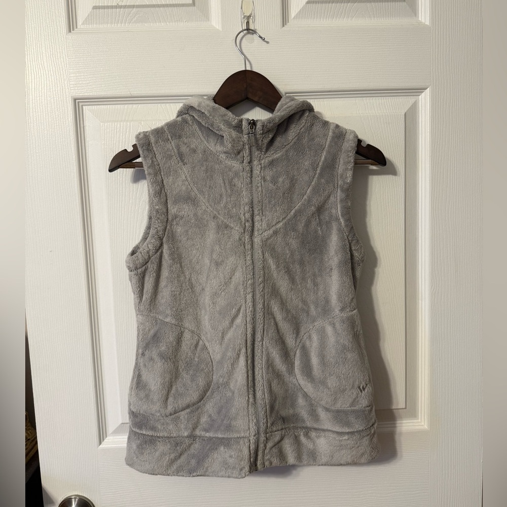 White Sierra Fleece Vest